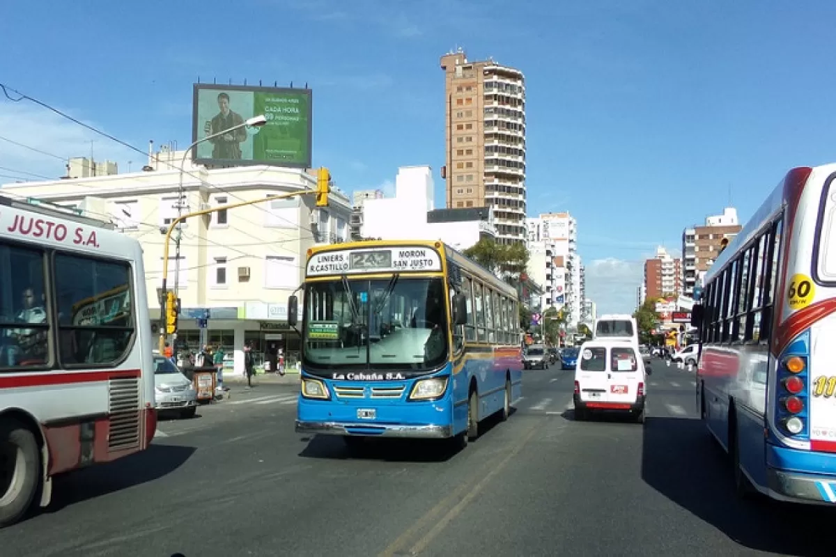 La UTA amenazó con paralizar líneas que no paguen sueldos y aguinaldo a término