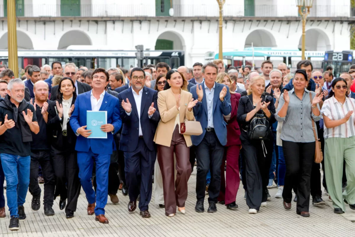 Intendentes avanzar&aacute;n ante Naci&oacute;n para exigir fondos alimentarios