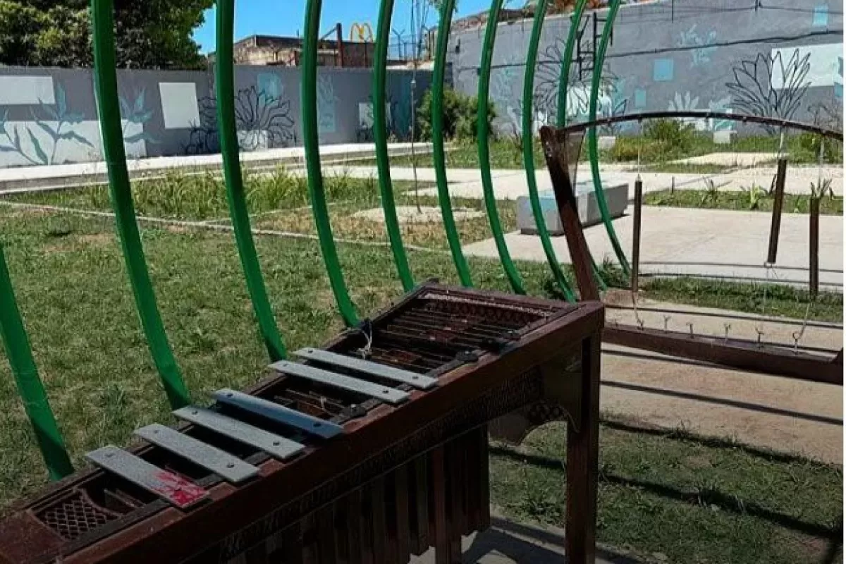 Tandil: el Municipio repudi&oacute; da&ntilde;os en la Plaza de la M&uacute;sica y las Artes