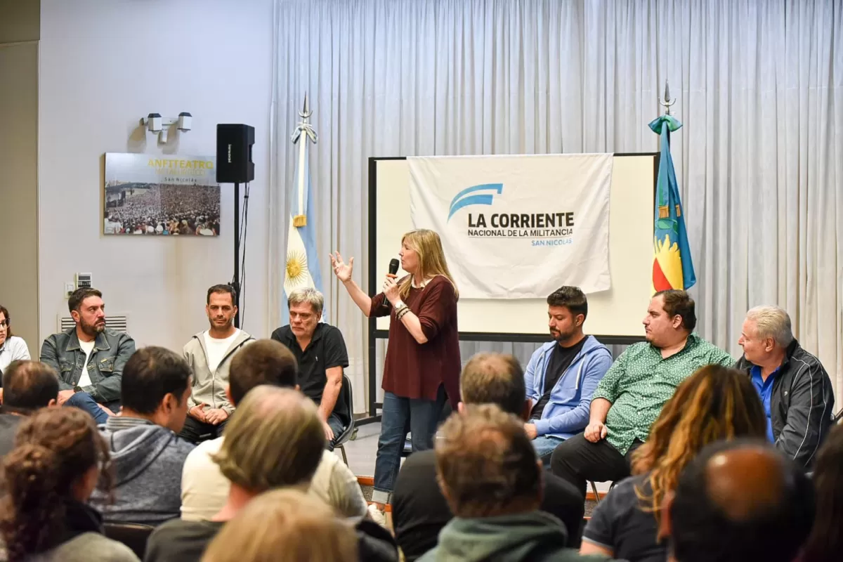 San Nicol&aacute;s: Cristina &Aacute;lvarez Rodr&iacute;guez llam&oacute; a militar el territorio y respald&oacute; a Kicillof