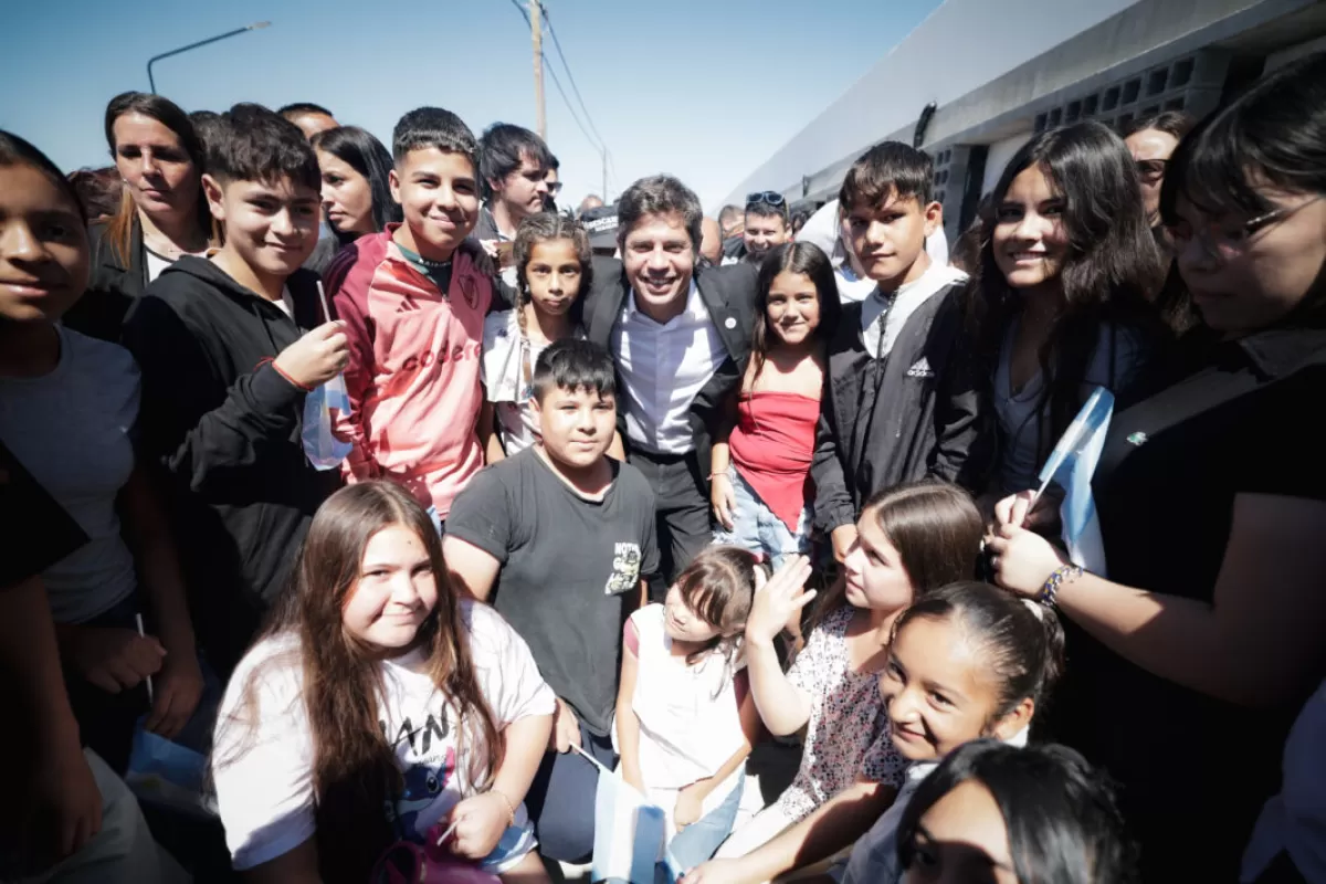 Kicillof dispuso que para 2027 todos los ni&ntilde;os de 3 a&ntilde;os asistan al jard&iacute;n de infantes