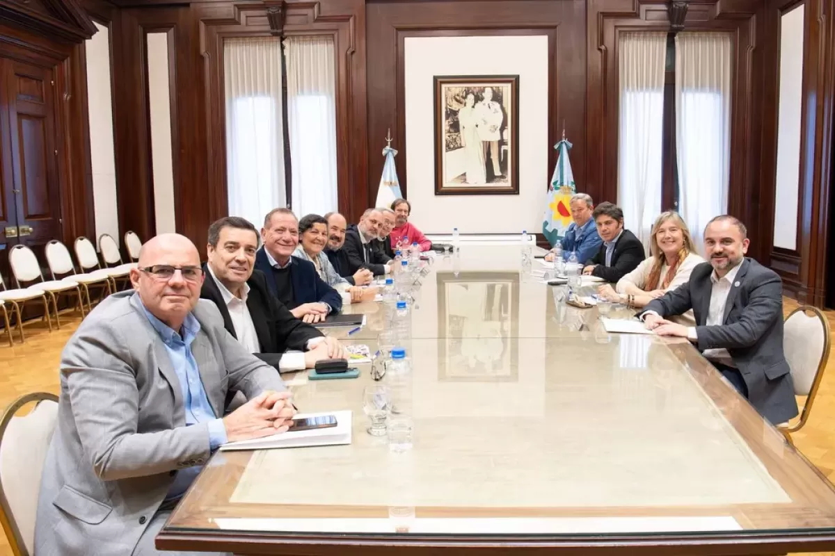 Kicillof se reuni&oacute; con pastores evang&eacute;licos en medio del crecimiento de la pobreza