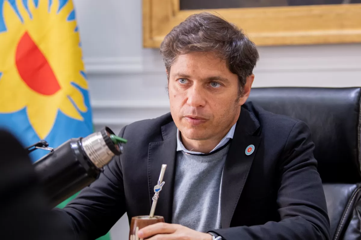 Kicillof junt&oacute; a su mesa chica para medir el costo pol&iacute;tico de lanzarse por la presidencia del PJ