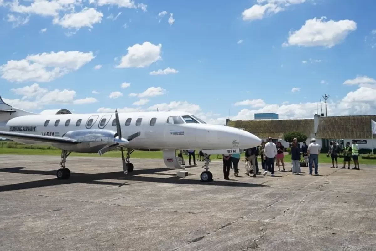 Villa Gesell asegur&oacute; vuelos todo el a&ntilde;o y refuerza su perfil tur&iacute;stico y comercial