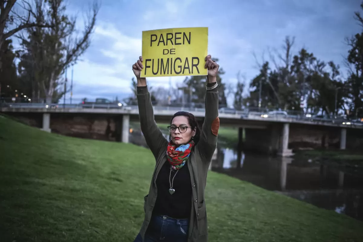 VIDEO | Pergamino: comenz&oacute; el camino al juicio por fumigaciones con acusados y fuerte movilizaci&oacute;n social