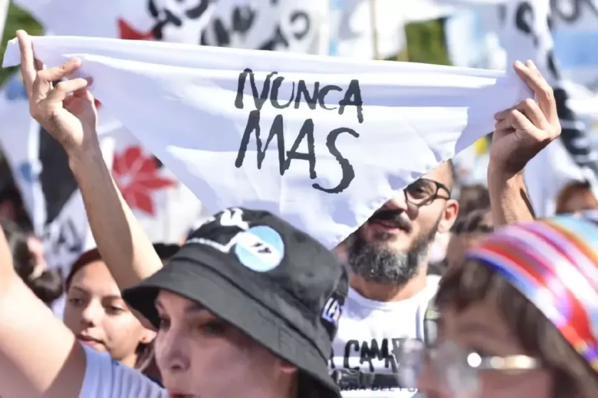 Organizaciones marchar&aacute;n a Plaza de Mayo en un nuevo aniversario del golpe de 1976