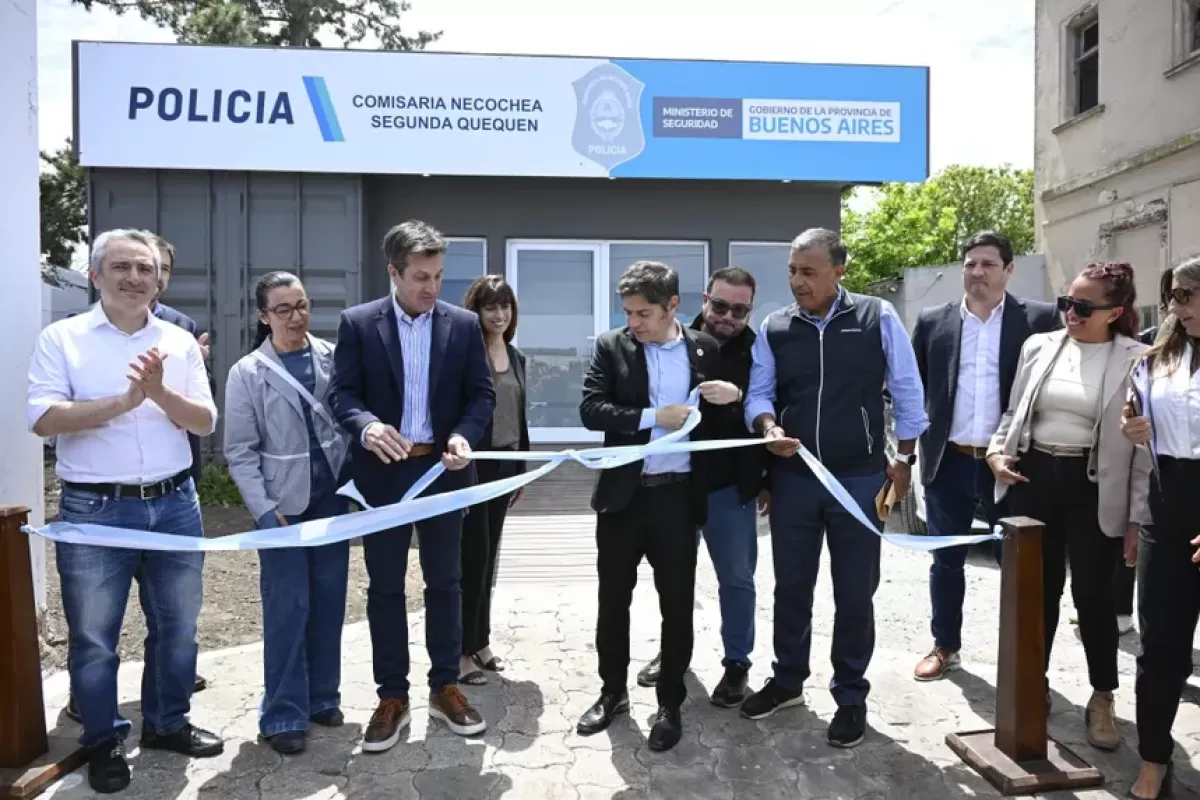 Kicillof inauguró un jardín de infantes y una comisaría en Necochea: lanzó duras críticas al Gobierno nacional
