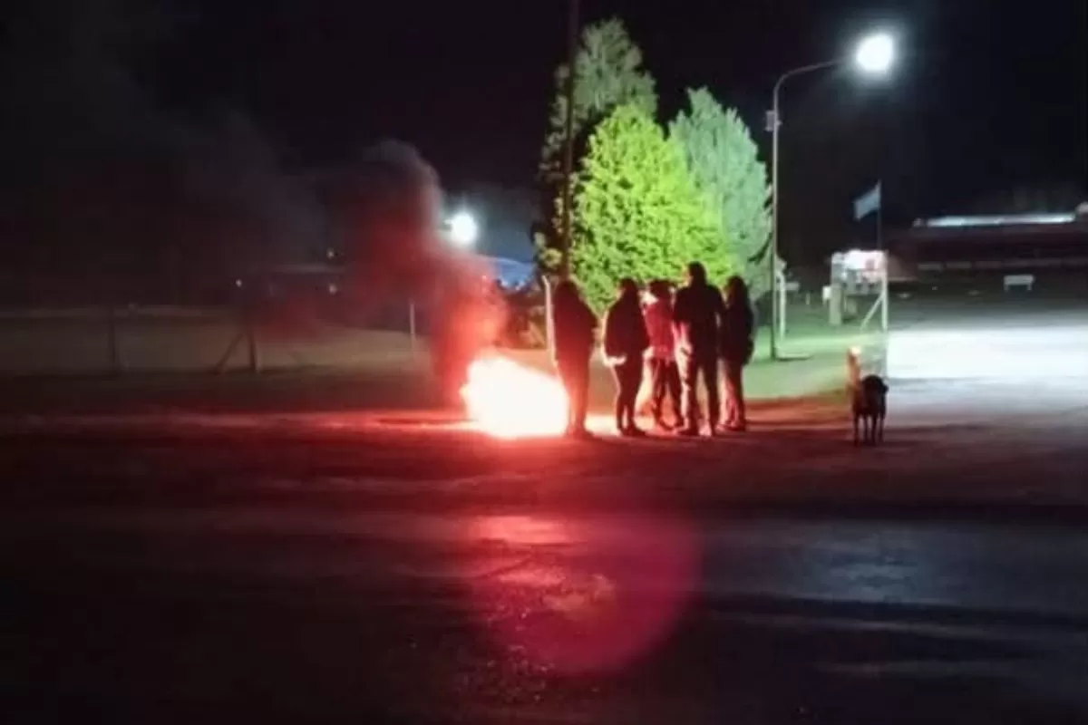Conflicto en Rojas: trabajadores de Almar iniciaron un estado de alerta y movilizaci&oacute;n