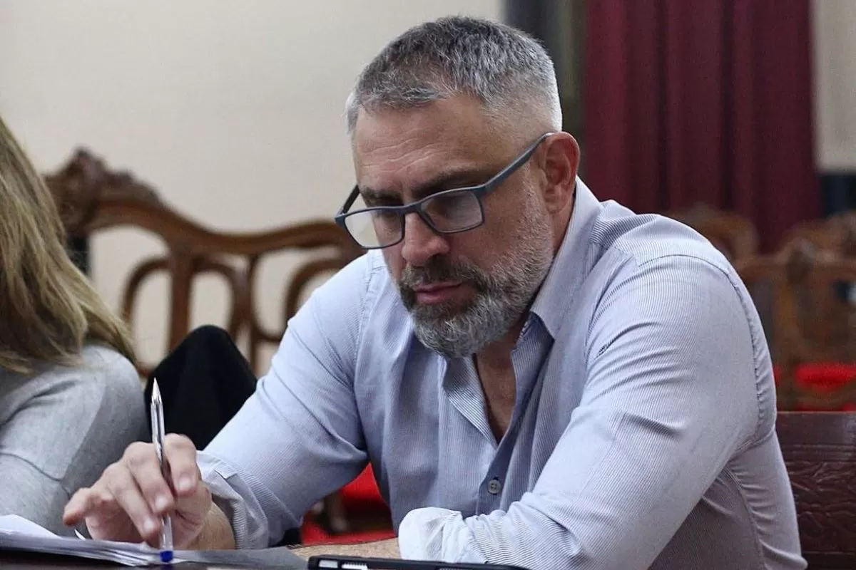 Montagna y la pol&iacute;tica del esc&aacute;ndalo: denuncias sin pruebas y ausencia de trabajo legislativo en Col&oacute;n
