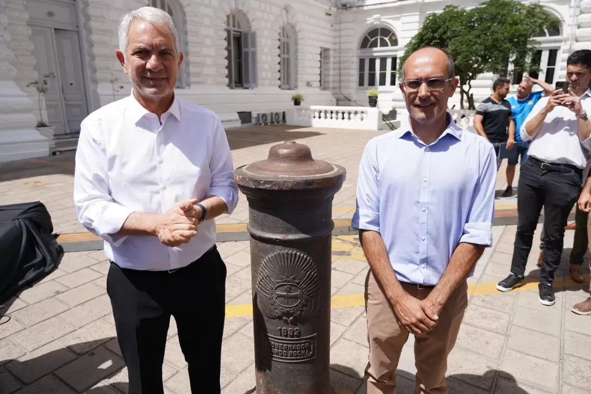 Bolívar le restituyó a La Plata su mojón fundacional tras 143 años