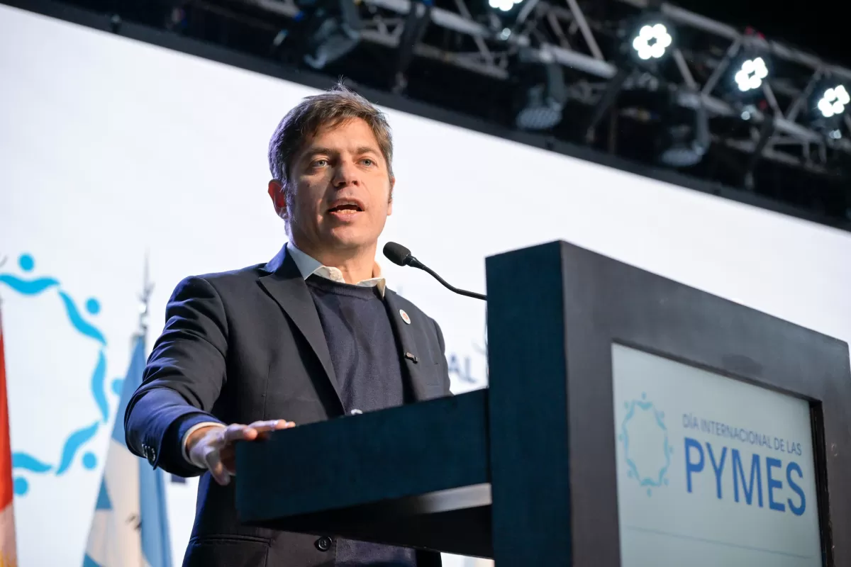Kicillof carg&oacute; contra Milei ante empresarios y advirti&oacute; sobre una profunda crisis productiva