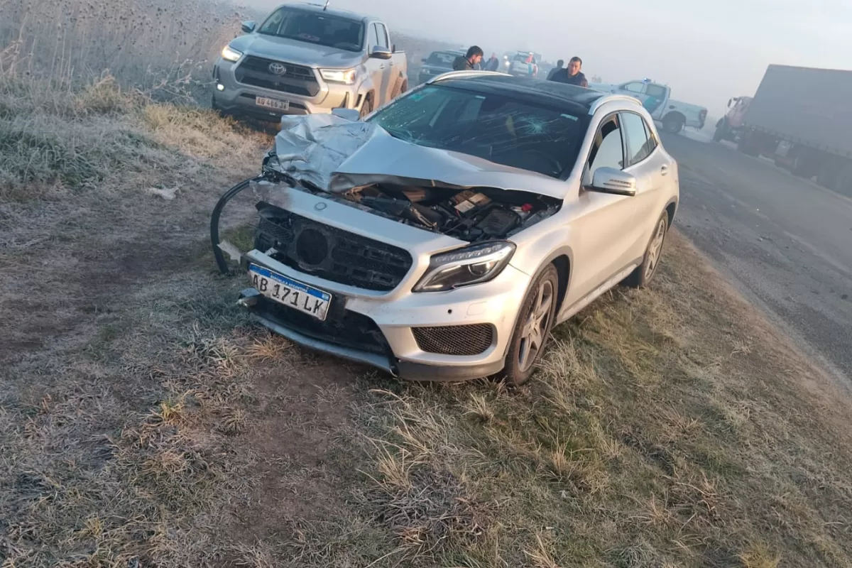 La Plata: cuatro veh&iacute;culos chocaron en cadena sobre la Ruta 36 por la intensa neblina