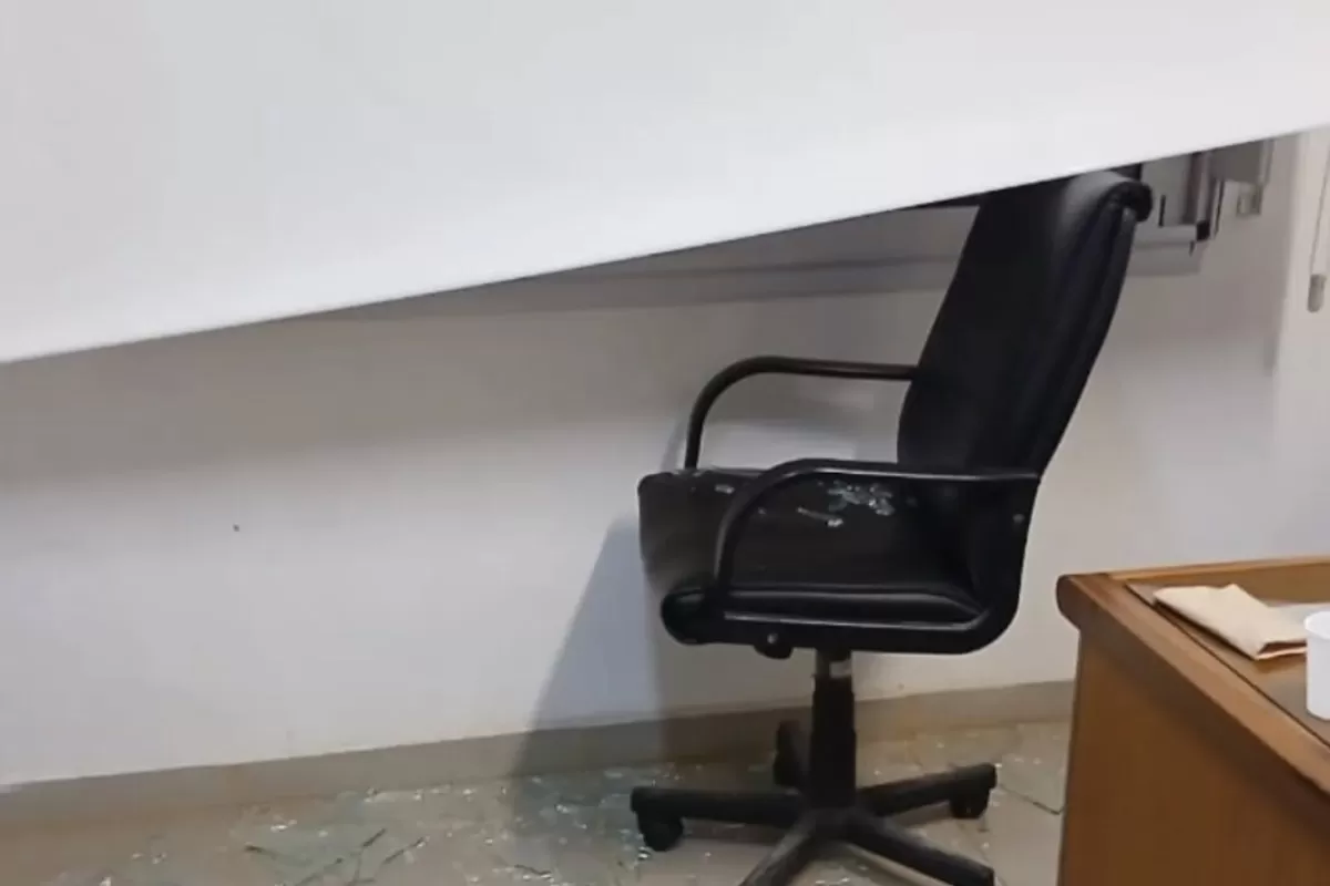 Florencio Varela: violentos ataques al tribunal tras un veredicto de no culpabilidad por la muerte de una joven