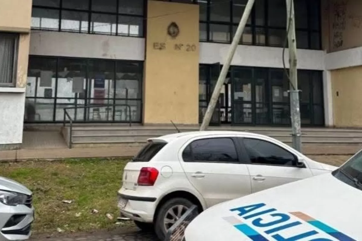 Una caldera explot&oacute; en una escuela de Florencio Varela y evacuaron el edificio durante el horario de clases