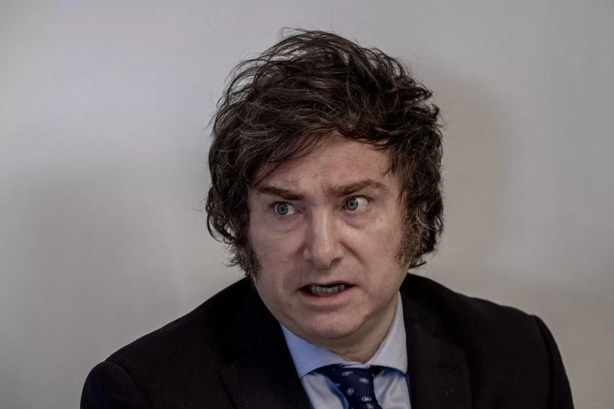 El rechazo a Milei trep&oacute; al 65 por ciento y se profundiza el malestar social