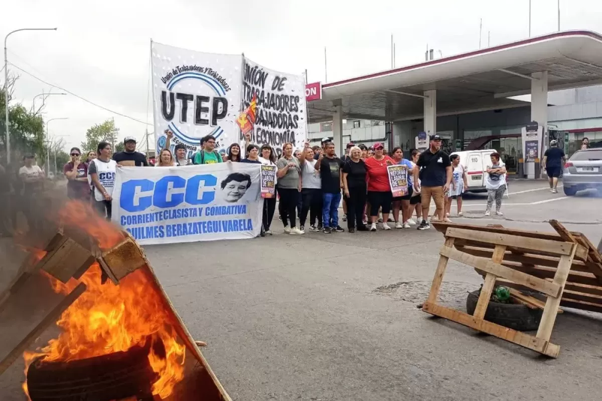 Organizaciones lanzaron protestas en todo el pa&iacute;s por la baja de planes sociales