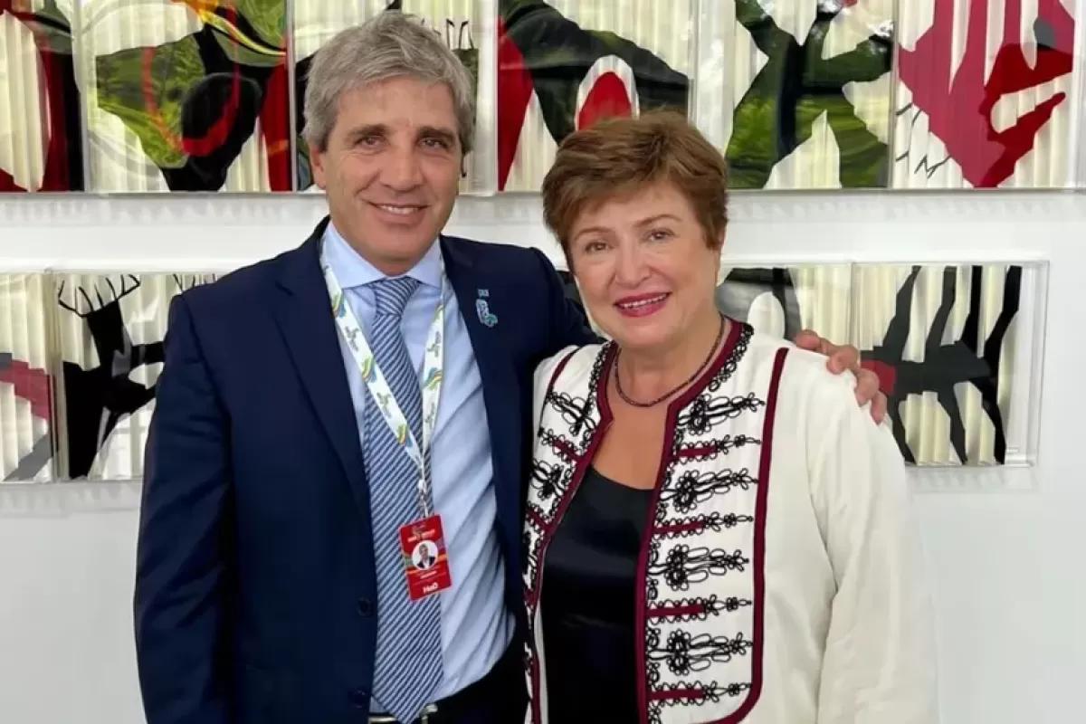 Caputo llega al FMI con un incumplimiento clave y pone en riesgo un nuevo desembolso