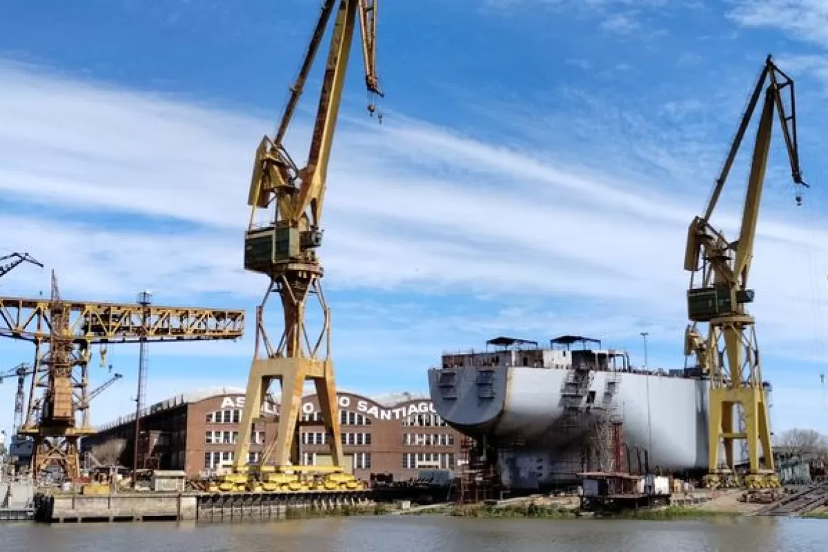 VIDEO | Kicillof defendi&oacute; el Astillero R&iacute;o Santiago y cuestion&oacute; la falta de inversi&oacute;n del Gobierno nacional