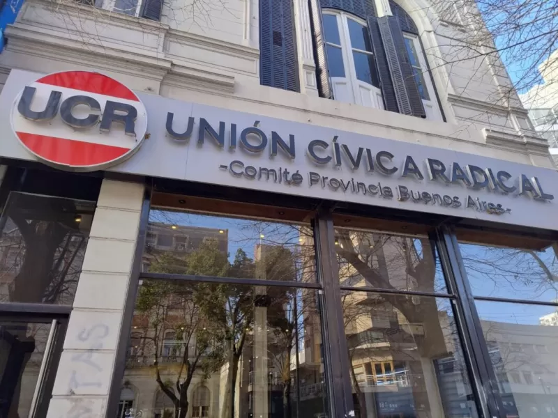 El Comité de la UCR convocó a una reunión de urgencia en medio de la crisis interna tras las elecciones