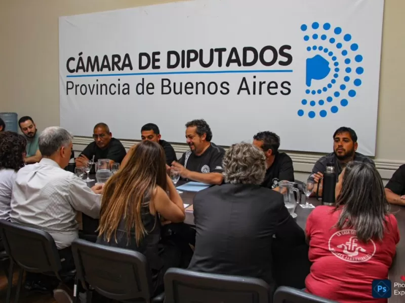 La Plata, escenario de la crisis de FATE: 920 empleos en riesgo y presi&oacute;n sindical en la Legislatura