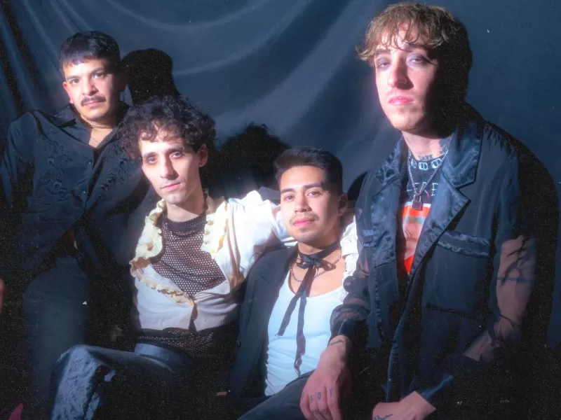 VIDEO | Raindrops & Shadows: el platense Pablo Berry publicó un disco donde la música habla desde la oscuridad