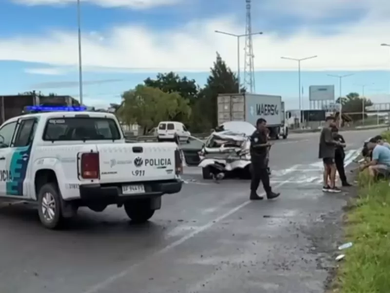 Campana: un choque brutal en Ruta 9 dej&oacute; una joven muerta y otra en estado cr&iacute;tico