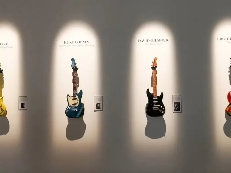 VIDEO | Subastar&aacute;n una guitarra hist&oacute;rica de Kurt Cobain y otras reliquias del rock