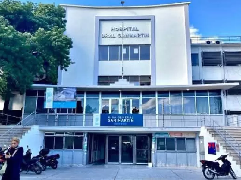 La Plata: un joven recibi&oacute; un disparo en la pierna durante un violento episodio