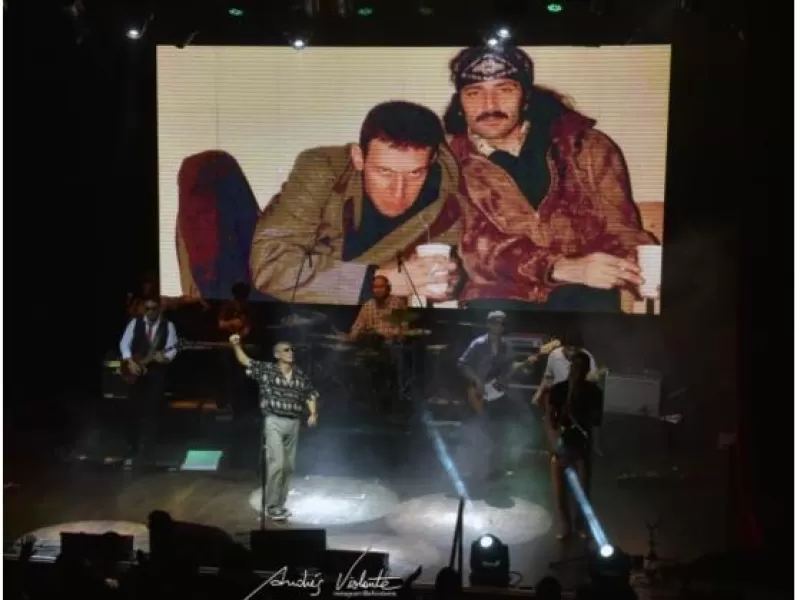 VIDEO | Una Obra Redonda regresa a La Plata con un homenaje multisensorial a Patricio Rey