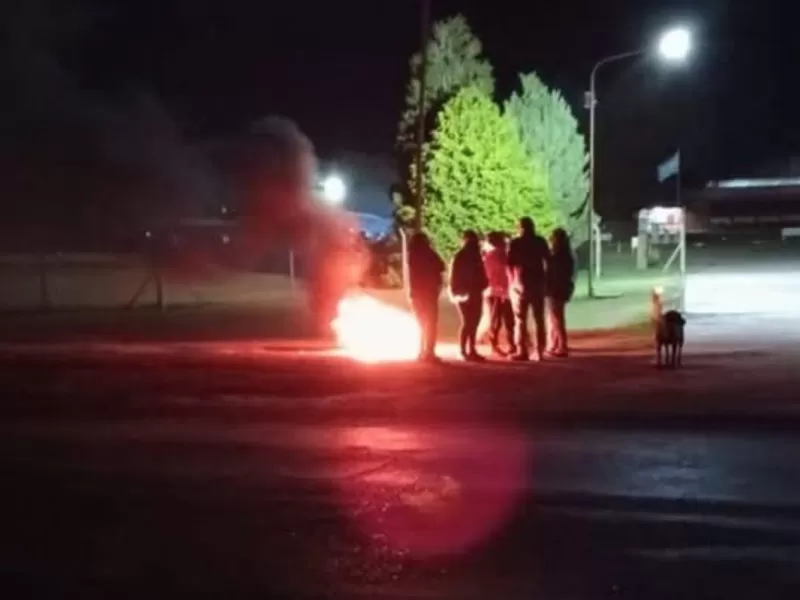 Conflicto en Rojas: trabajadores de Almar iniciaron un estado de alerta y movilizaci&oacute;n
