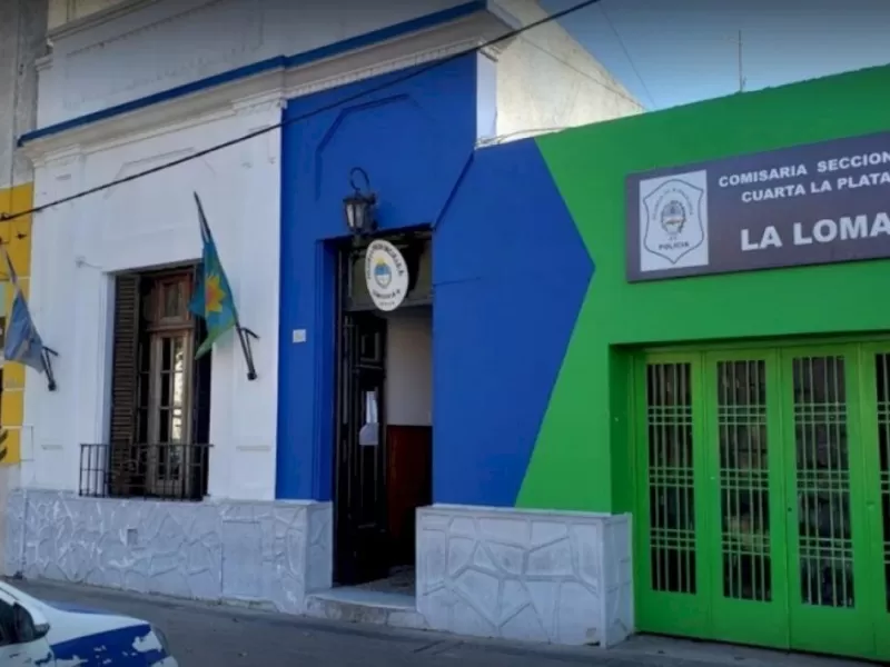La Plata: tres encapuchados asaltaron a una jubilada y le robaron sus ahorros en dólares