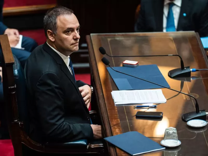 VIDEO | Adorni denunci&oacute; una &ldquo;operaci&oacute;n golpista&rdquo; y se defendi&oacute; por su patrimonio en el Congreso