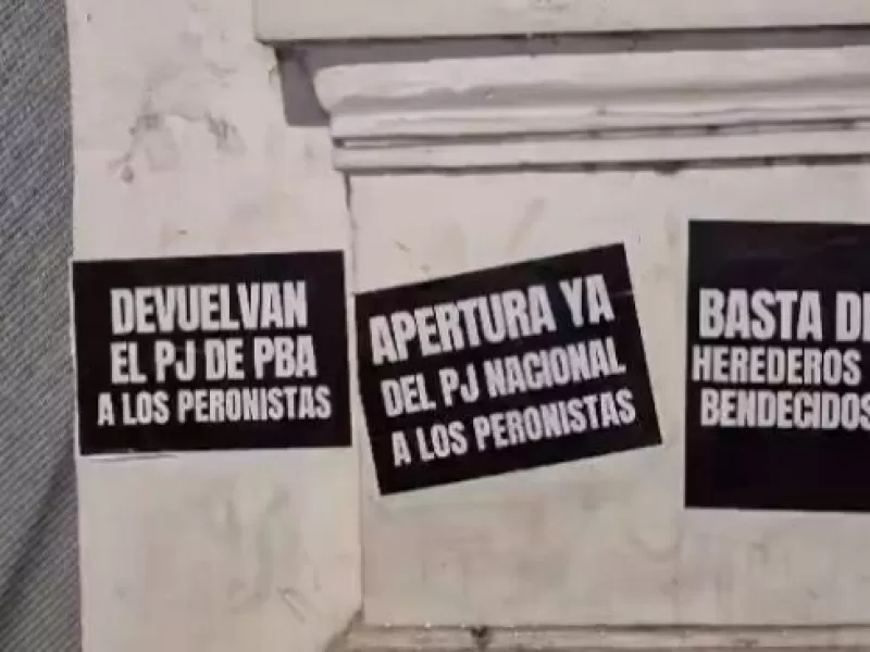 VIDEO | Aperecieron carteles contra Máximo Kirchner en el PJ y se avivó la interna