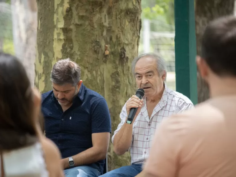 Kicillof activa su armado en la Séptima y crece la presión por listas propias en los distritos