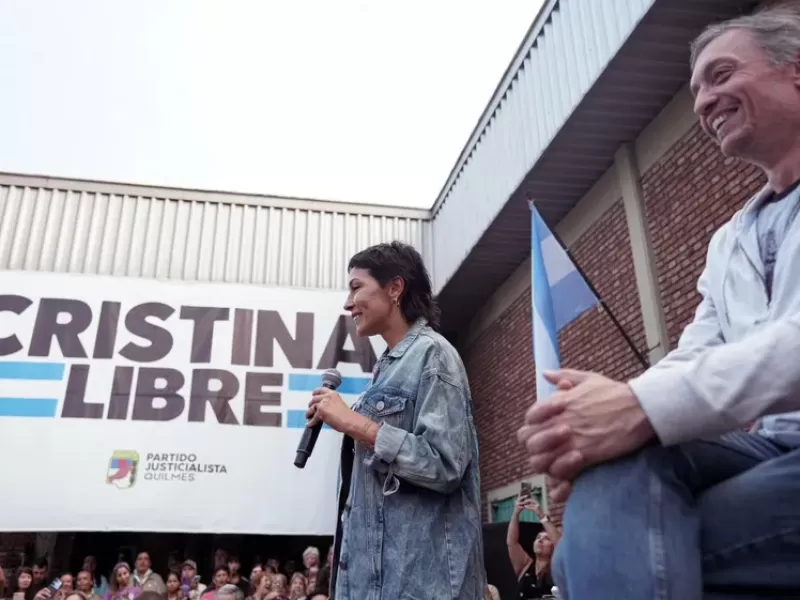Mayra Mendoza asumi&oacute; un nuevo mandato al frente del PJ de Quilmes con fuerte respaldo pol&iacute;tico