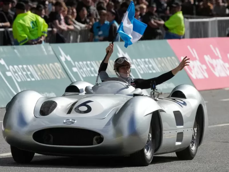 Colapinto hizo vibrar Buenos Aires y reuni&oacute; a una multitud en un show hist&oacute;rico de F&oacute;rmula 1