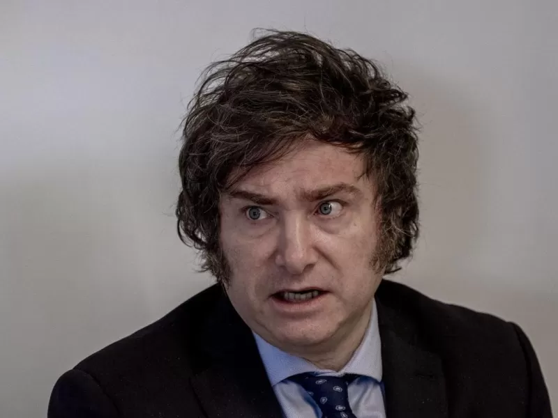 El rechazo a Milei trep&oacute; al 65 por ciento y se profundiza el malestar social