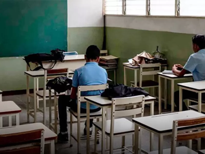 El ausentismo escolar se dispar&oacute; y expuso la falta de v&iacute;nculo de los j&oacute;venes con la escuela