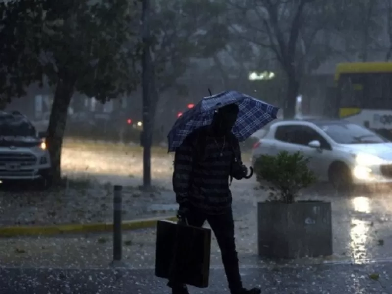 La Plata afrontar&aacute; fuertes r&aacute;fagas, lluvias y ca&iacute;da de la temperatura bajo alerta amarilla