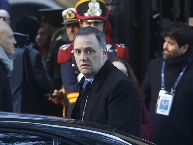 Ins&oacute;lito: Adorni renunci&oacute; y se adjudic&oacute; delitos que nadie hab&iacute;a denunciado
