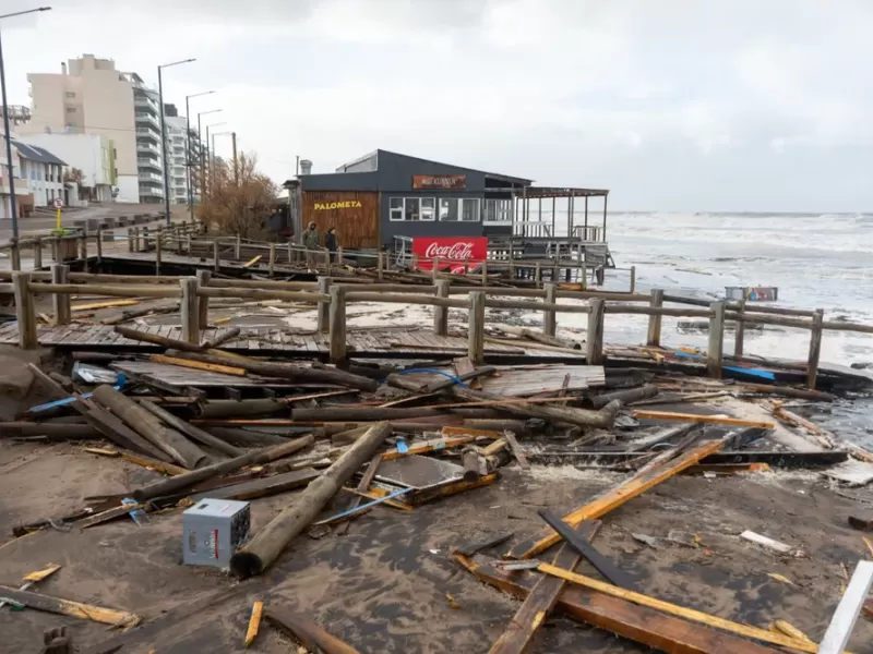 Monte Hermoso qued&oacute; devastada tras el feroz temporal y el municipio pedir&aacute; ayuda a Naci&oacute;n y Provincia