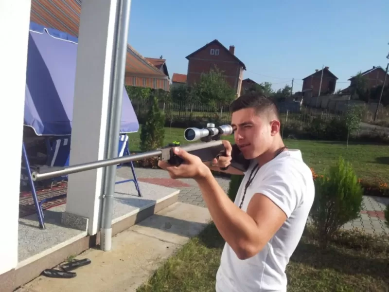 Condenaron a 18 a&ntilde;os de prisi&oacute;n al femicida de la platense Mar&iacute;a Clara Urdangaray en Kosovo