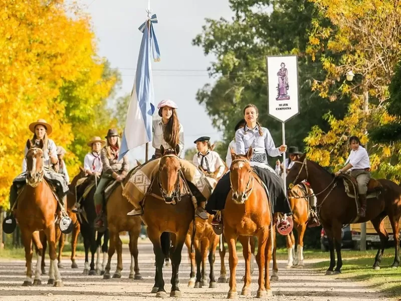 Crotto, el pueblo ferroviario de Tapalqué que convirtió a la mujer campesina en su símbolo