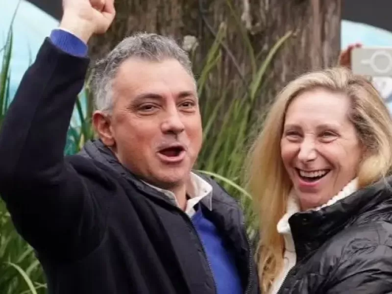 Karina Milei avanz&oacute; sobre el control de la SIDE y desplaz&oacute; a Santiago Caputo en una comisi&oacute;n clave
