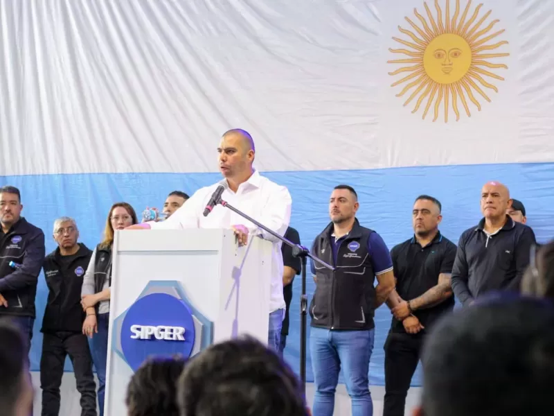 Paro total petrolero en Santa Cruz: el gremio paraliz&oacute; la actividad y escala el conflicto con las empresas