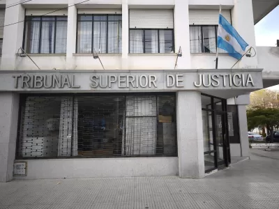 La Corte Suprema intim&oacute; a la Justicia santacruce&ntilde;a a enviar en 48 horas el expediente por la ampliaci&oacute;n del tribunal