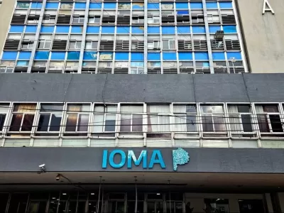 Un juez ordenó al IOMA pagar un implante coclear y sancionará con multas personales al Directorio si vuelve a incumplir