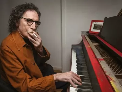 Charly Garc&iacute;a fue operado: le extirparon un ri&ntilde;&oacute;n y permanece internado en recuperaci&oacute;n