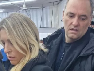 Blanquearon el robo: Adorni y su esposa se anotaron en el r&eacute;gimen de inocencia fiscal para no justificar ingresos
