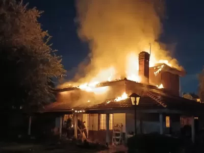 Tragedia en Pilar: un incendio en una vivienda dej&oacute; tres j&oacute;venes muertos y sobrevivientes heridos